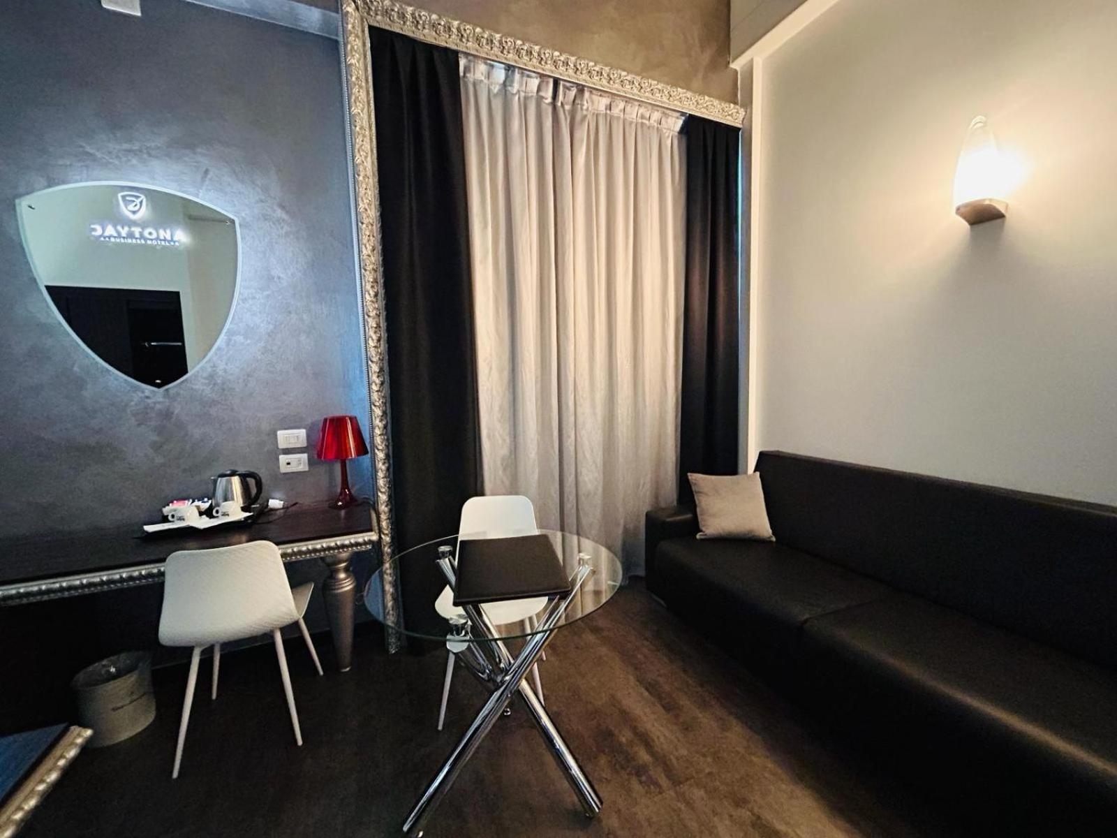 Daytona Business Hotel Коллеккіо Екстер'єр фото
